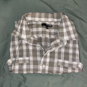 Murano Fitted Short Sleeve Button Down